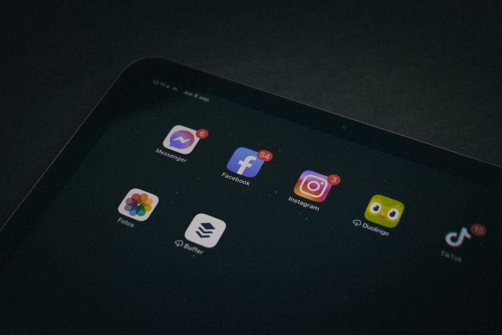3 employees producing social media content, but almost no growth or leads from Instagram and Facebook. What would you change?